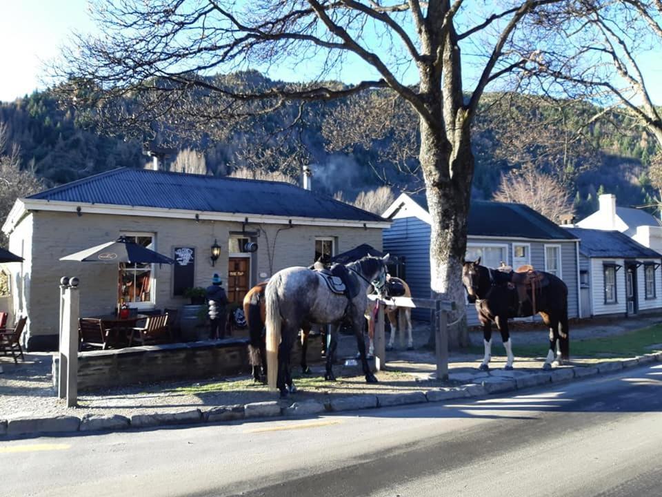 Three Thirty B & B Queenstown Eksteriør bilde