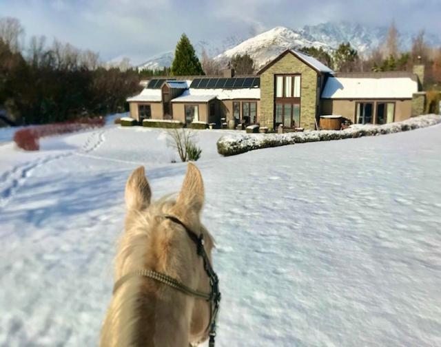 Three Thirty B & B Queenstown Eksteriør bilde